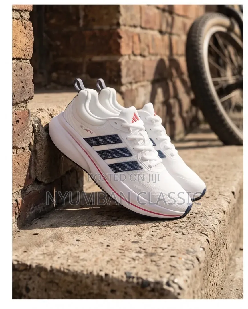Running Adidas Supernova