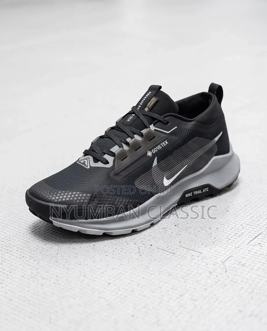 Nike Running Sneakers Shoes