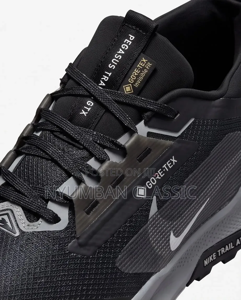 Nike Running Sneakers Shoes