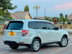 Subaru Forester 2009 White