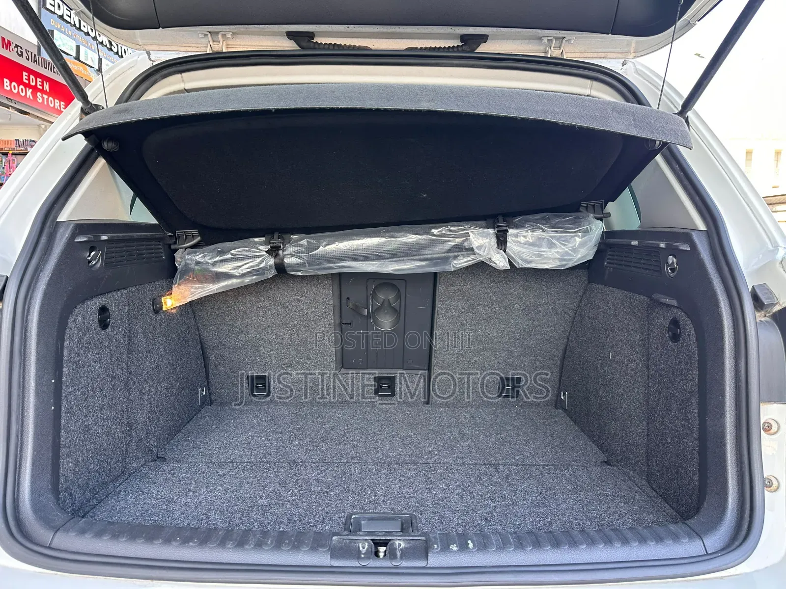 Volkswagen Tiguan 2012 White