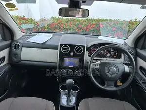 Mazda Verisa 2012 Pearl