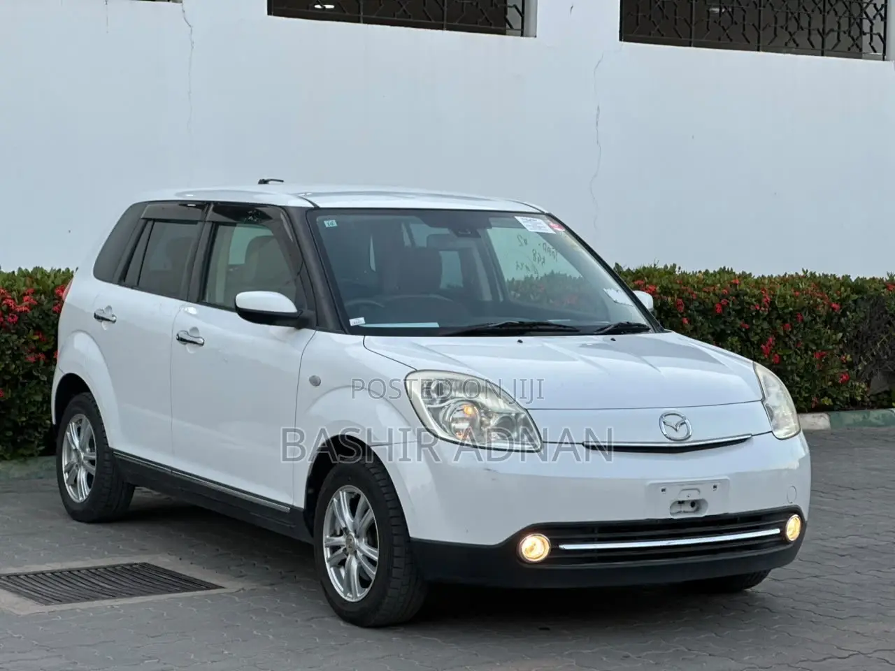 Mazda Verisa 2012 Pearl