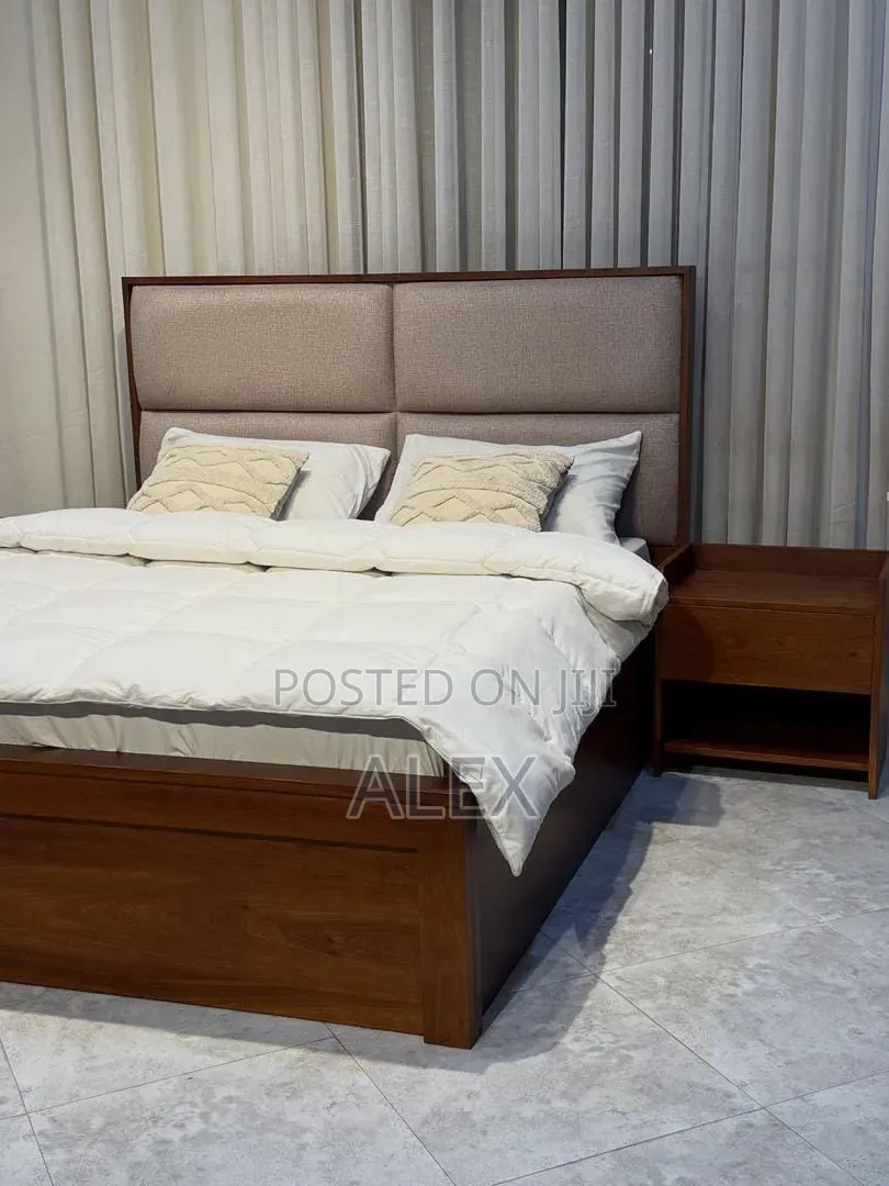 Kitanda Cha Kisasa King Size – Brown Black