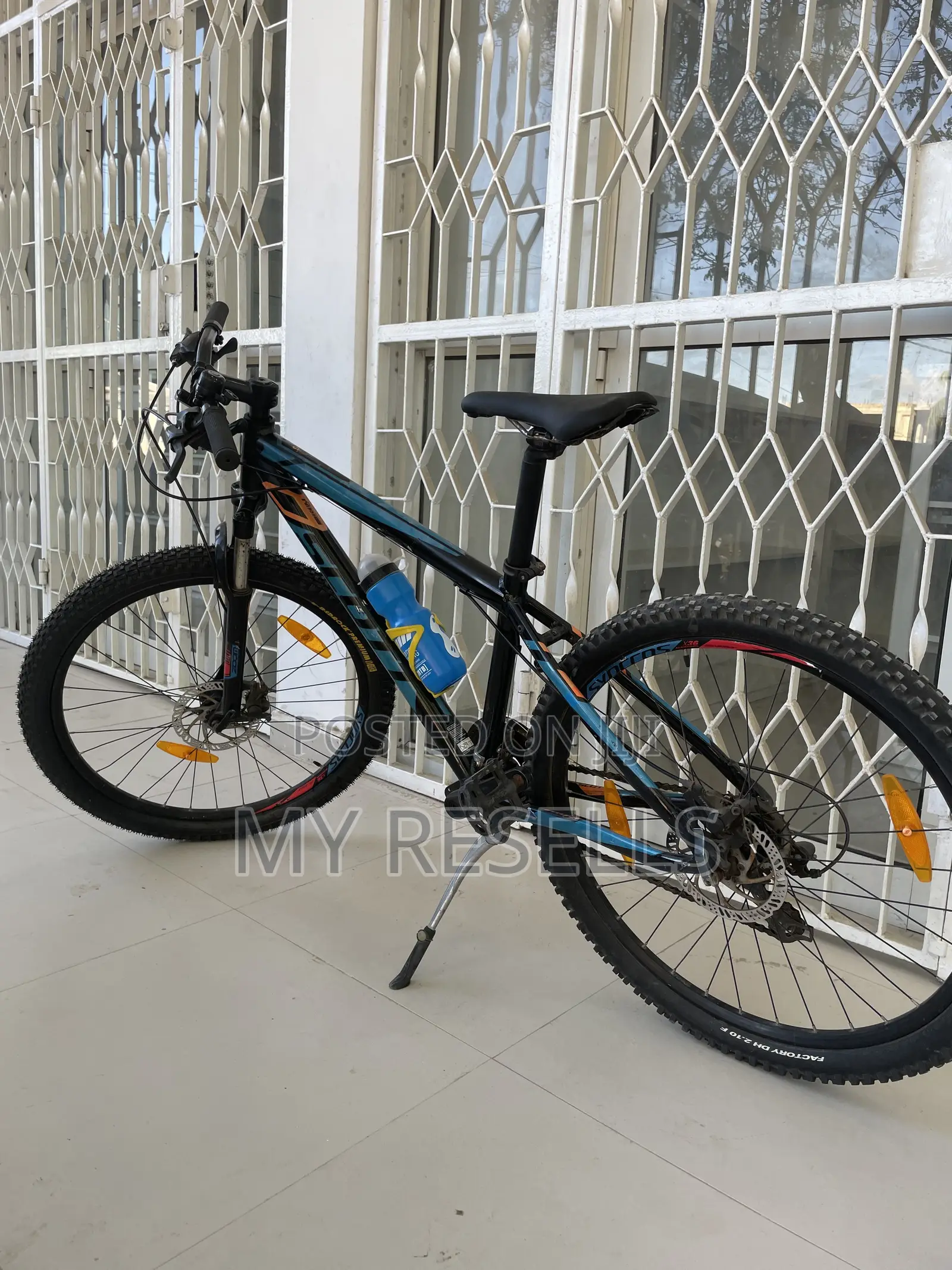 Mountain Bike
