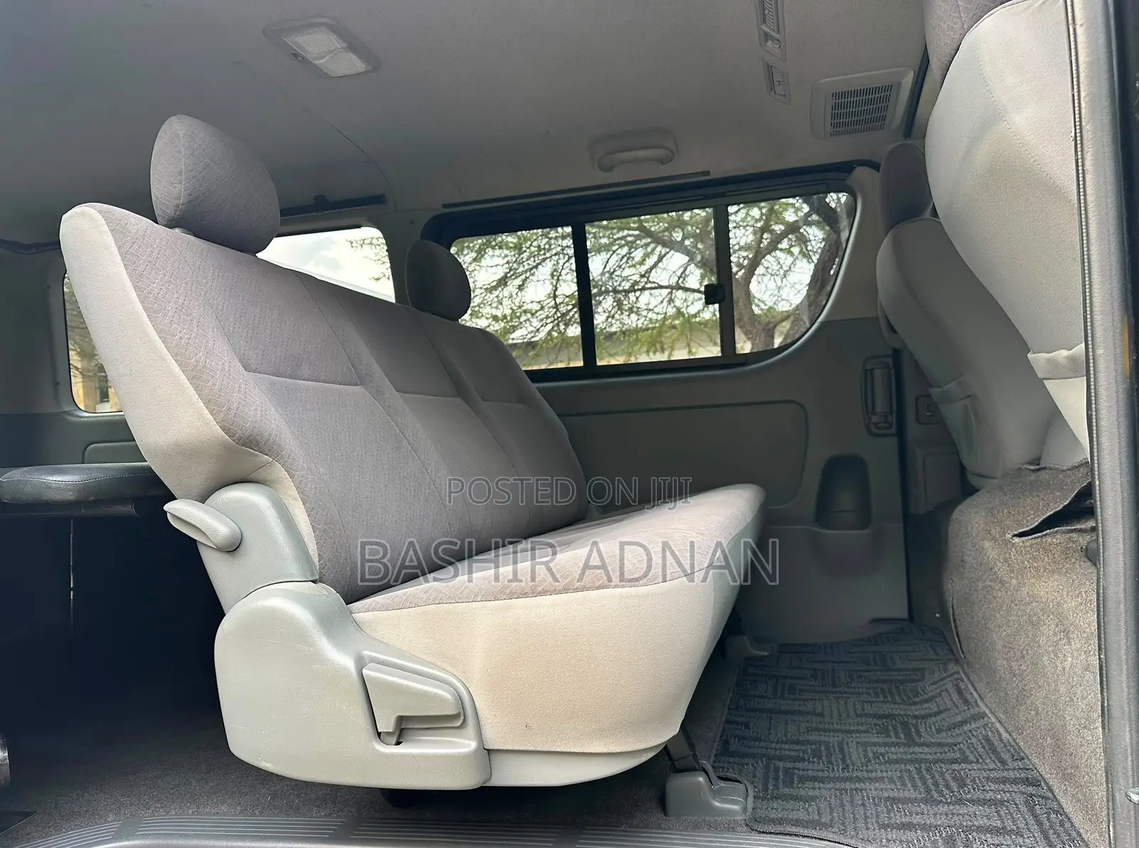 Toyota HiAce 2007 Black