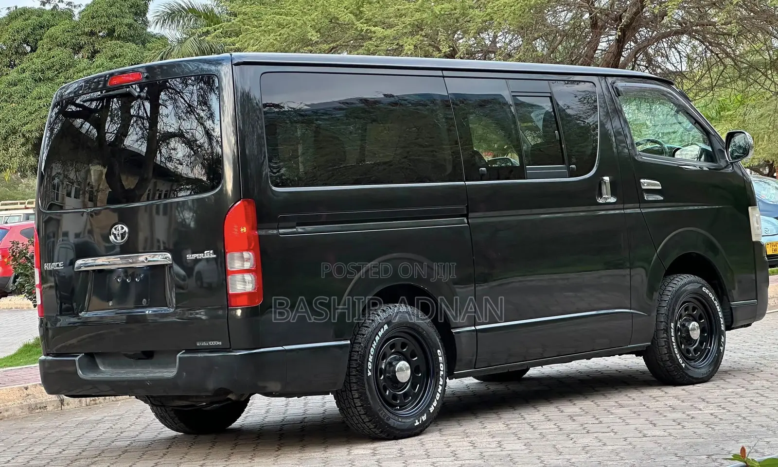 Toyota HiAce 2007 Black