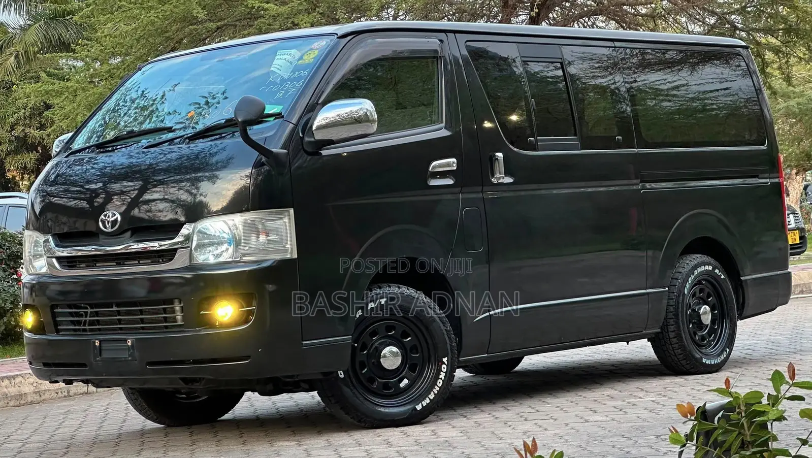 Toyota HiAce 2007 Black