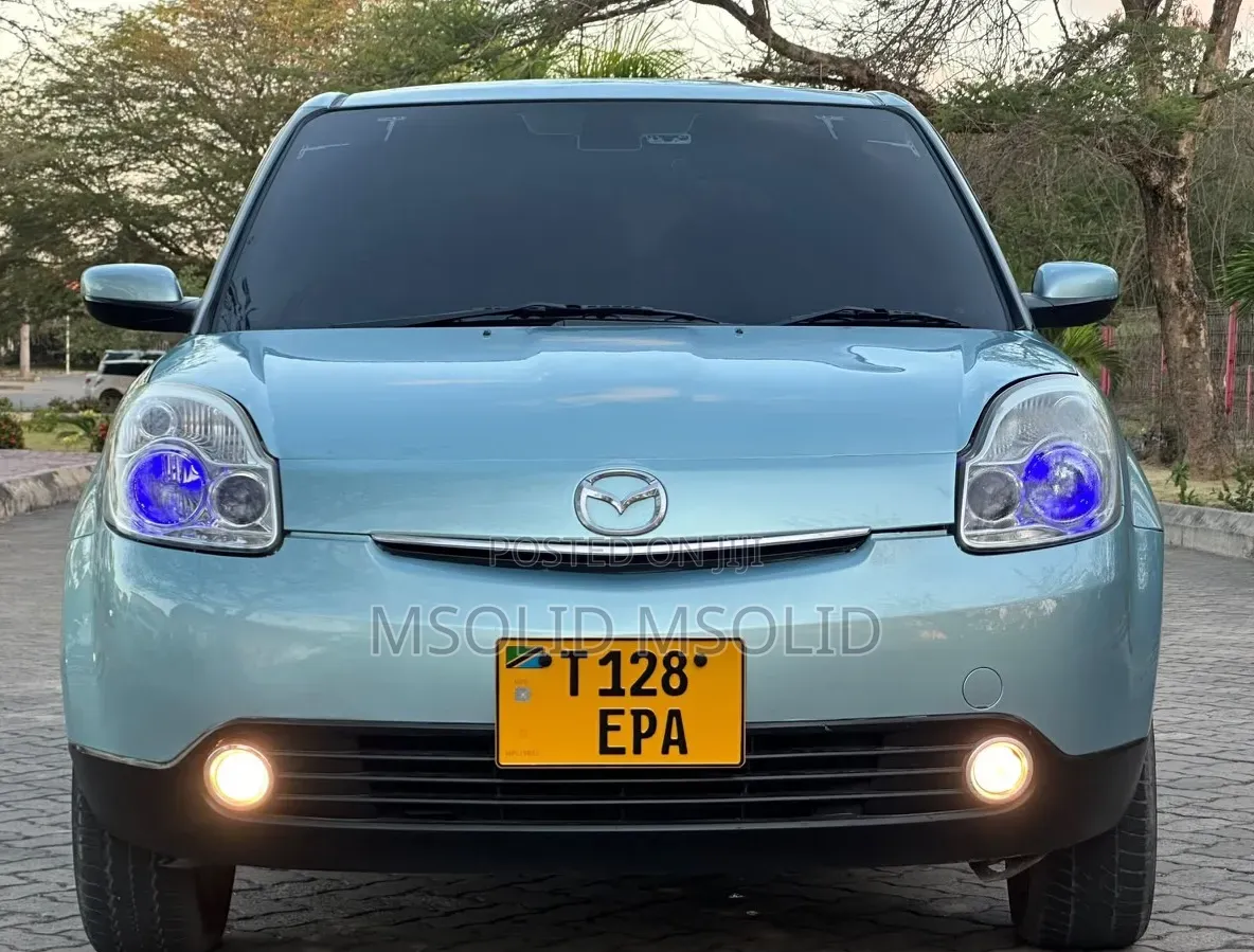 Mazda Verisa 2008 Silver