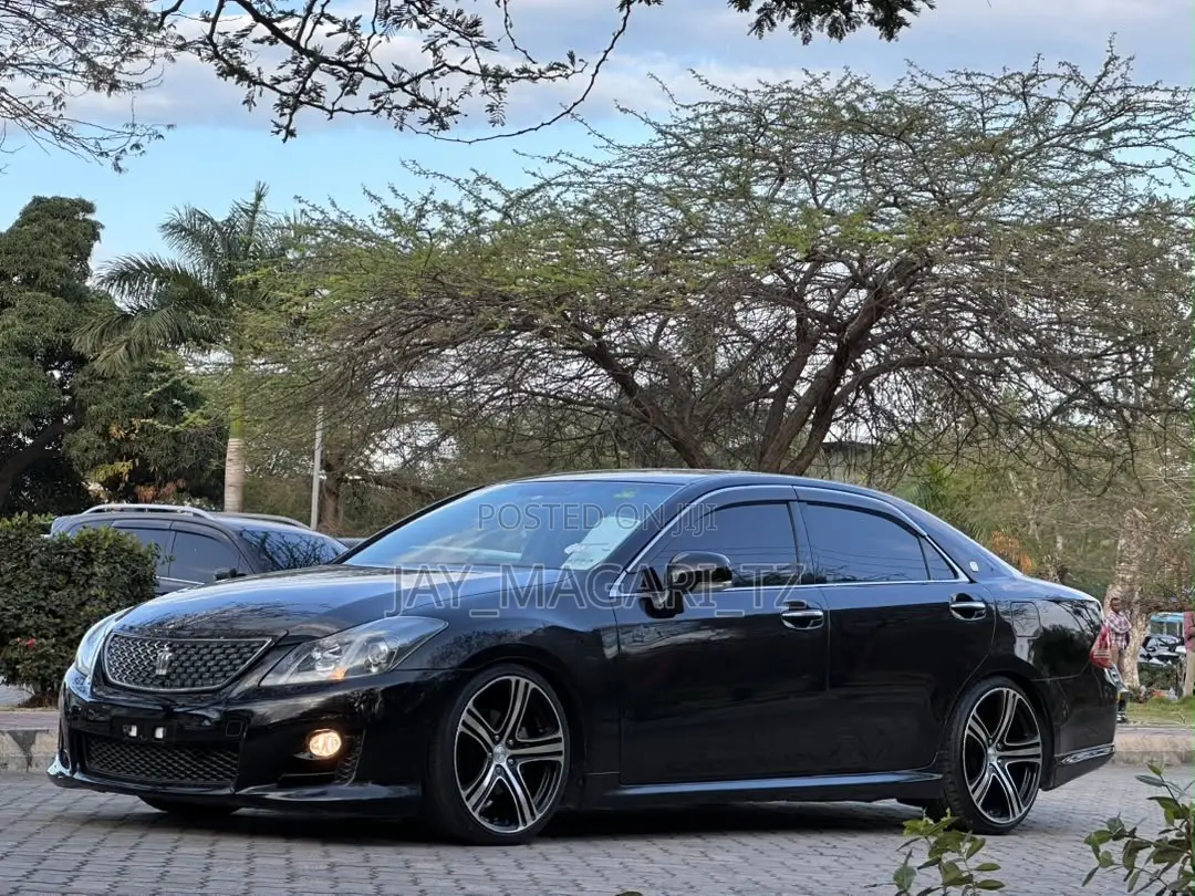 Toyota Crown 2008 Black