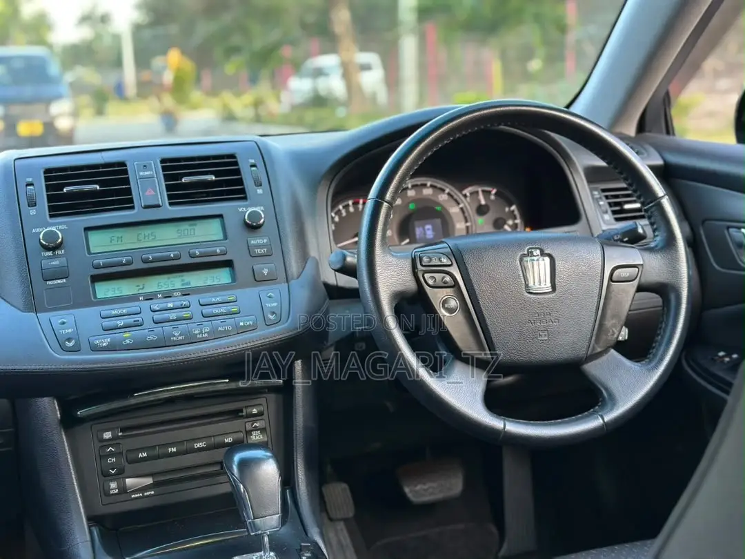 Toyota Crown 2008 Black