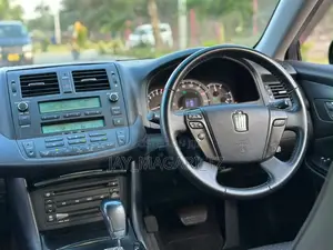 Toyota Crown 2008 Black
