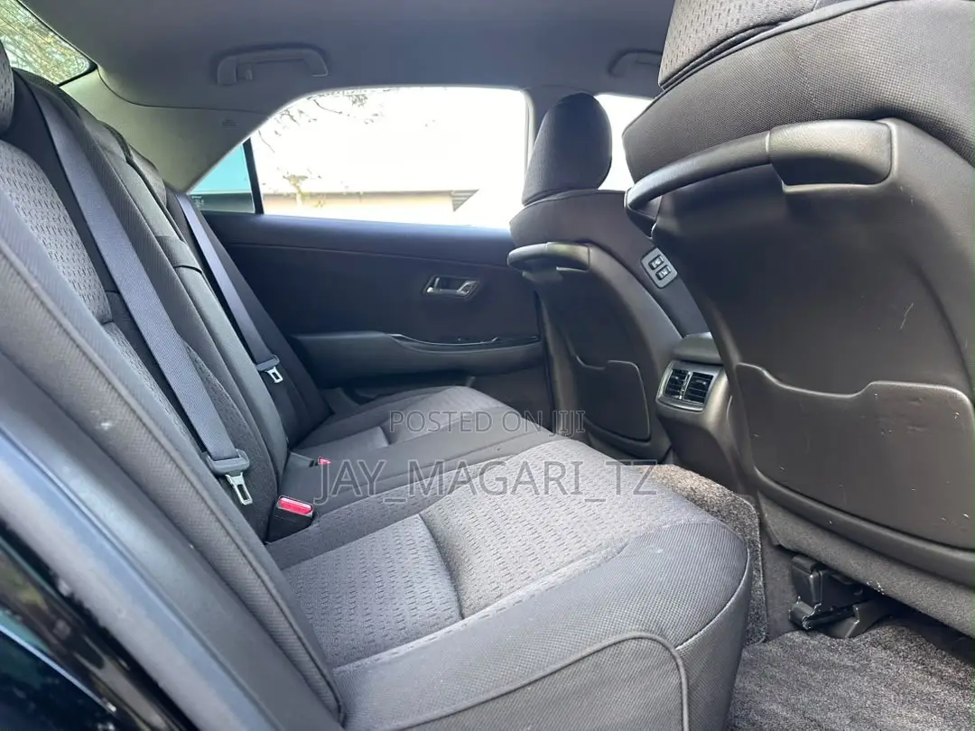 Toyota Crown 2008 Black