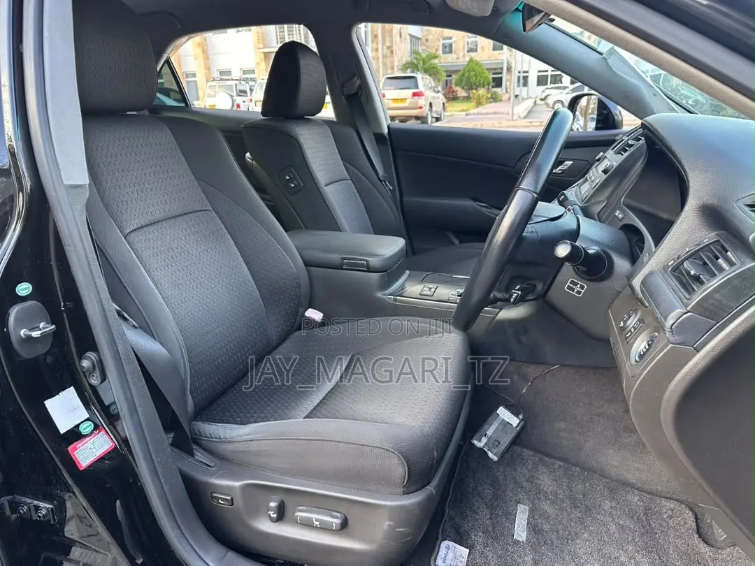 Toyota Crown 2008 Black