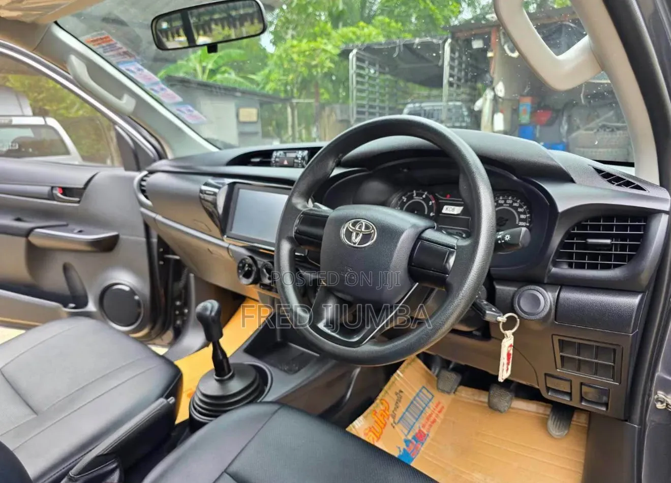 Toyota Hilux 2021 Black