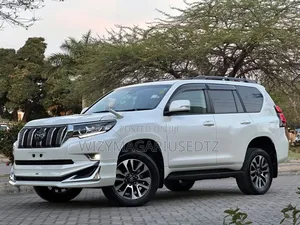 Toyota Land Cruiser Prado 2023 Beige