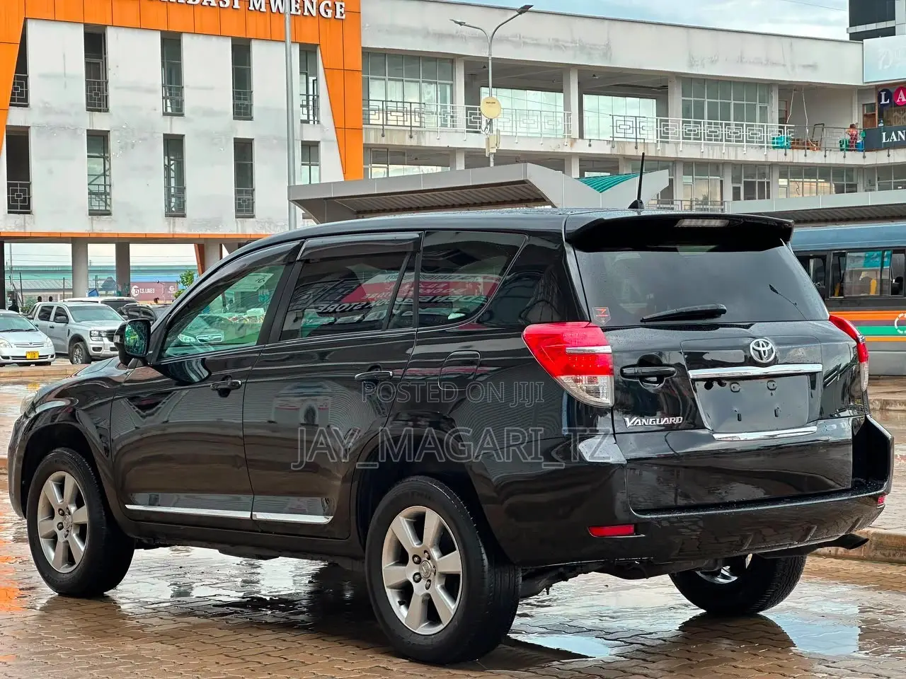 Toyota Vanguard 2010 Black