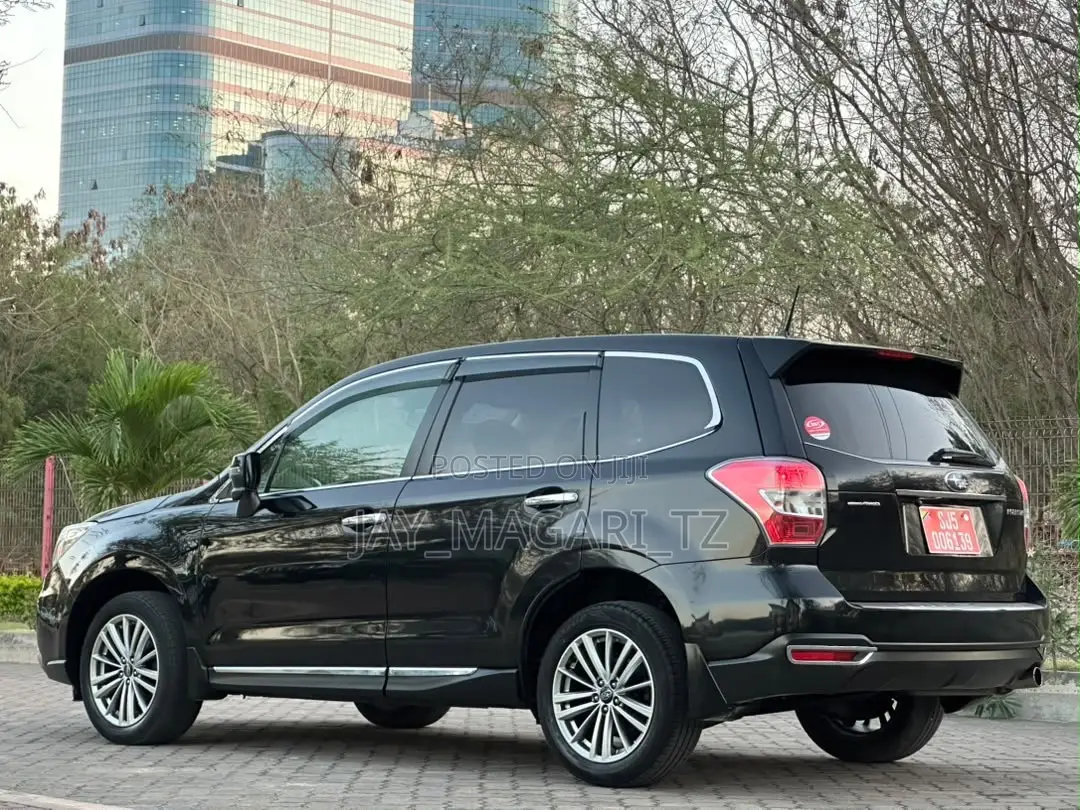 Subaru Forester 2013 Black