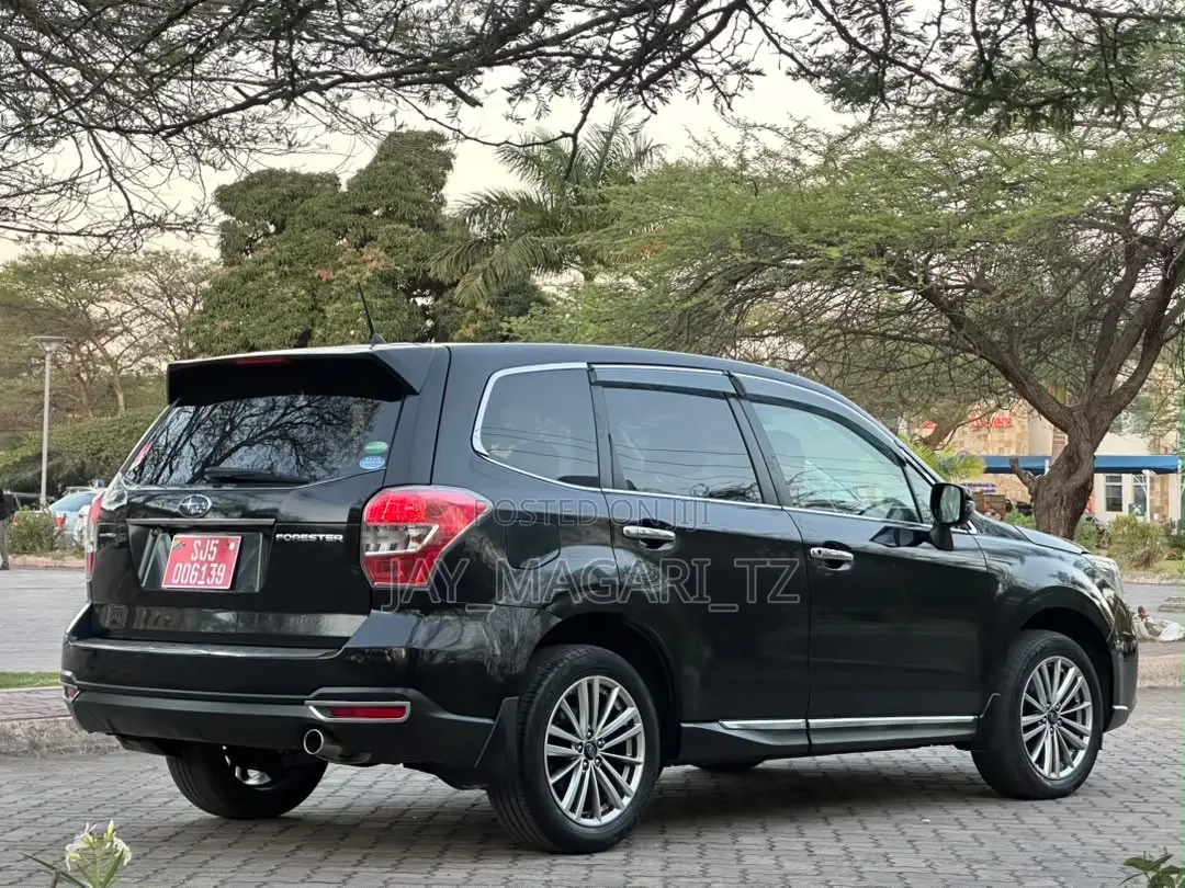 Subaru Forester 2013 Black