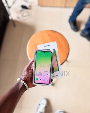 New Samsung Galaxy A56 256 GB Gray