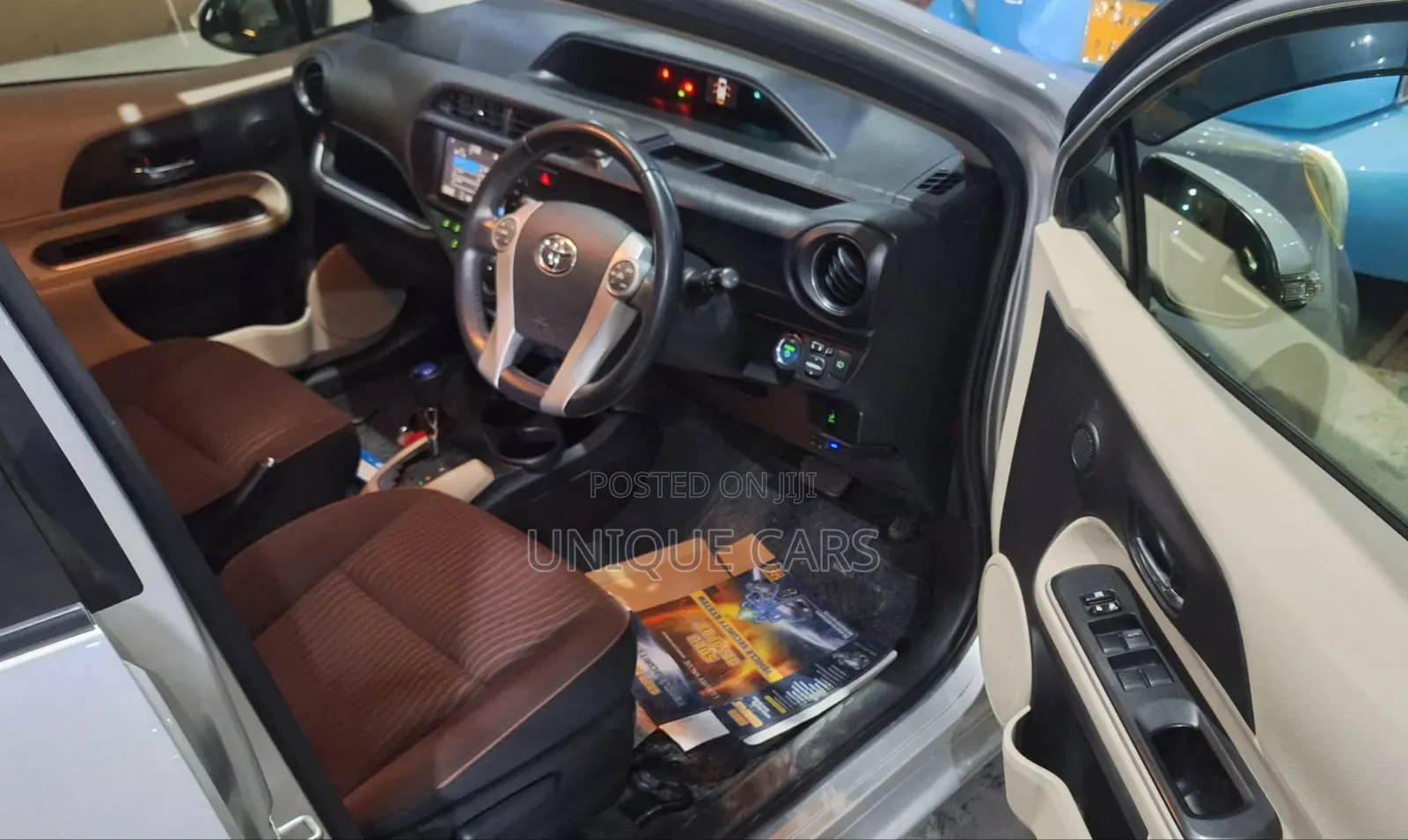 Toyota Aqua 2013 Silver