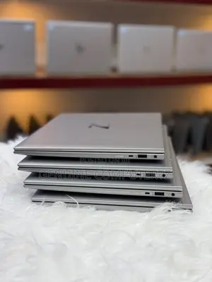 Laptop HP ZBook Firefly G9 16GB Intel Core i7 SSD 512GB