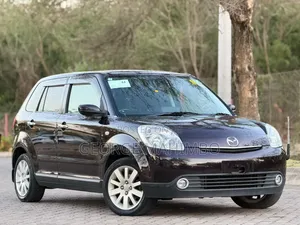 Mazda Verisa 2005