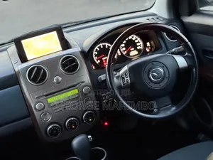 Mazda Verisa 2005
