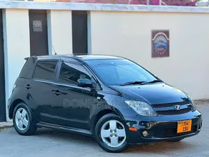 Toyota IST 2006 Black