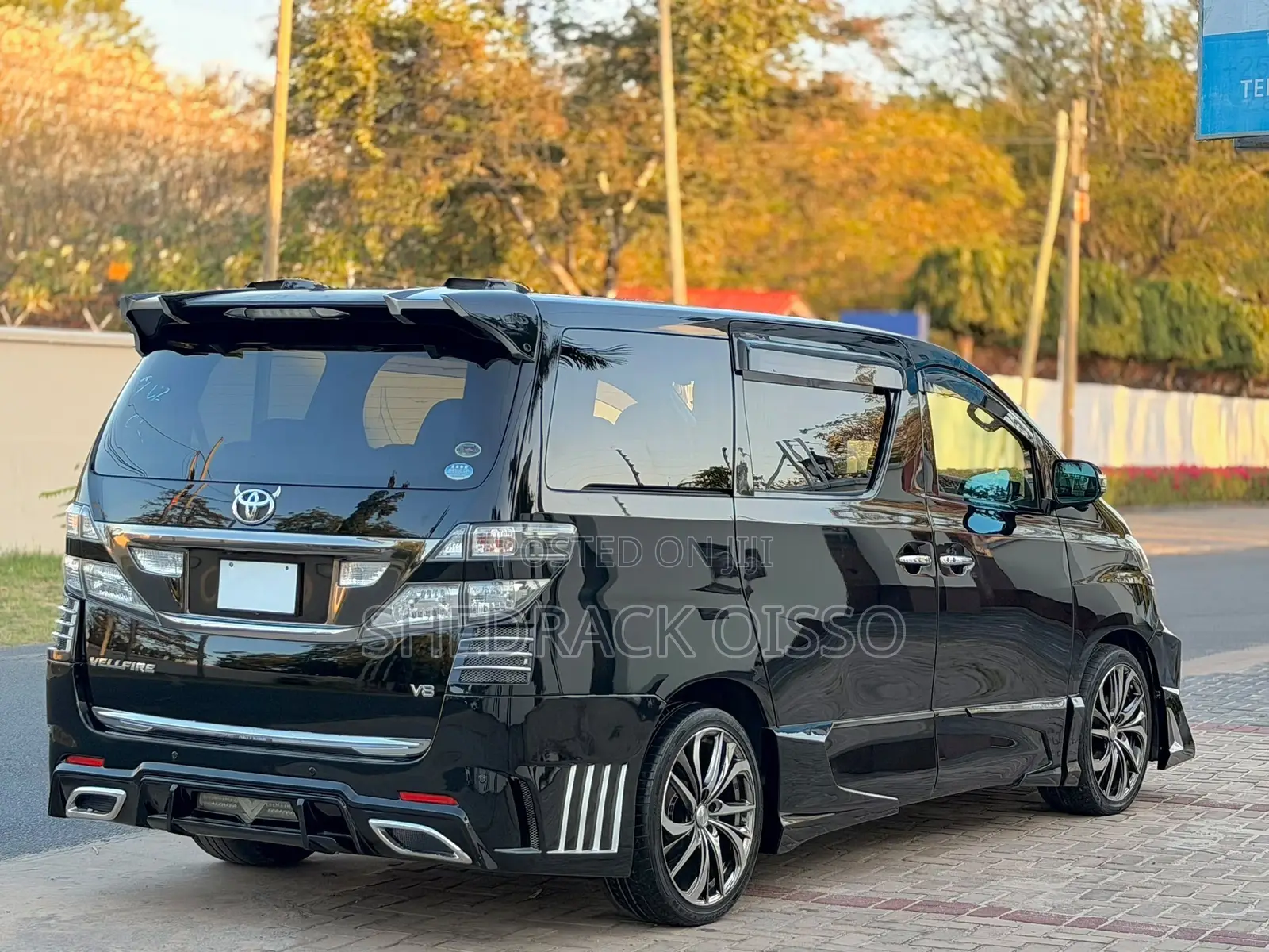 Toyota Vellfire 2011 Black