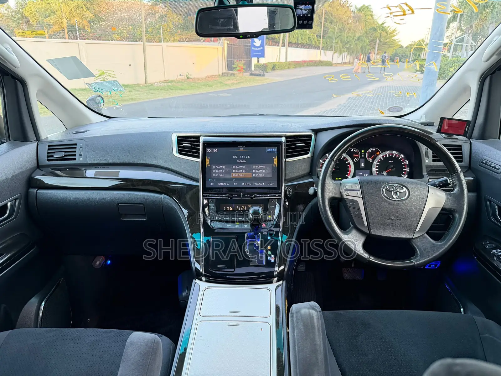 Toyota Vellfire 2011 Black