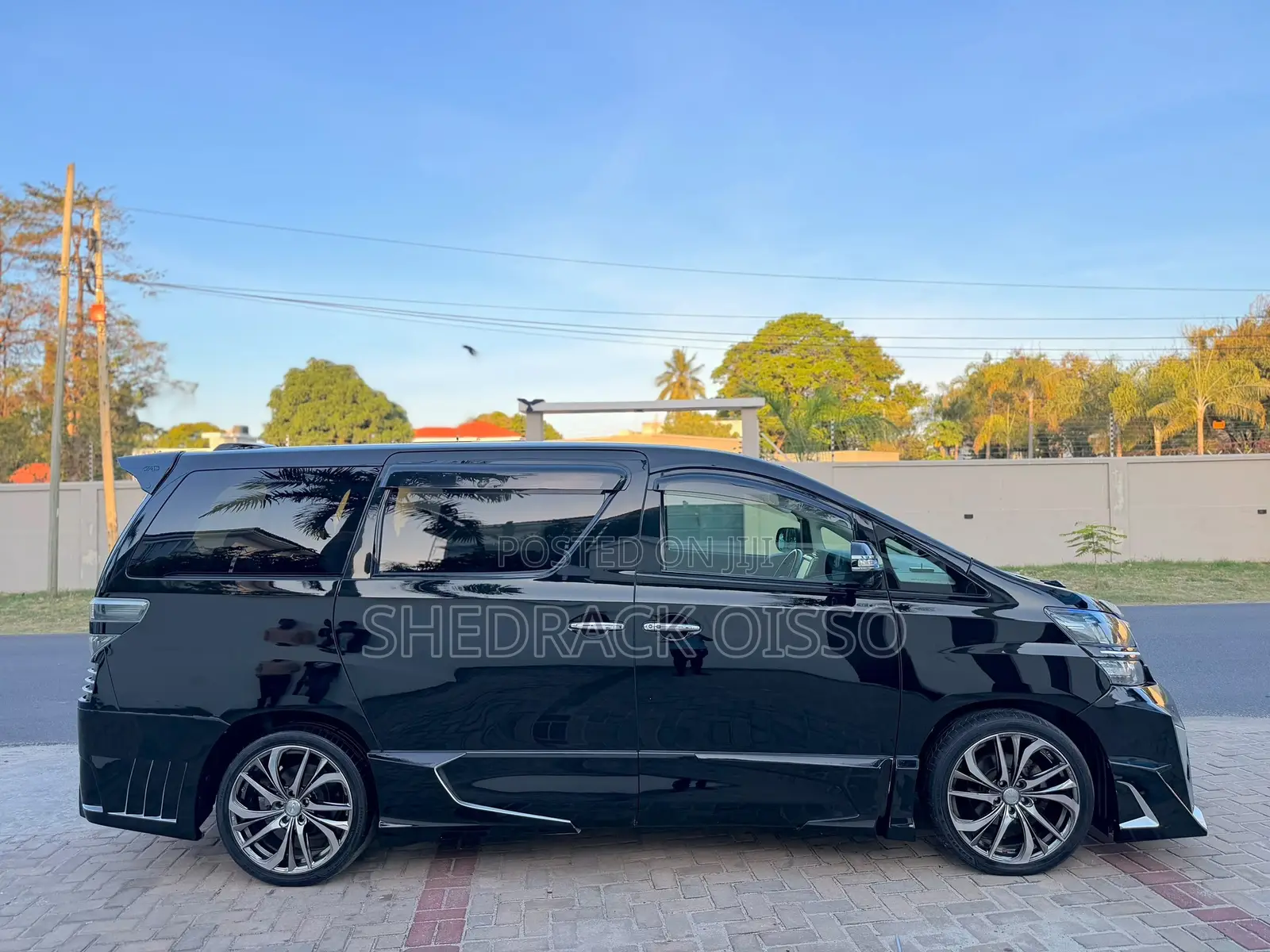 Toyota Vellfire 2011 Black
