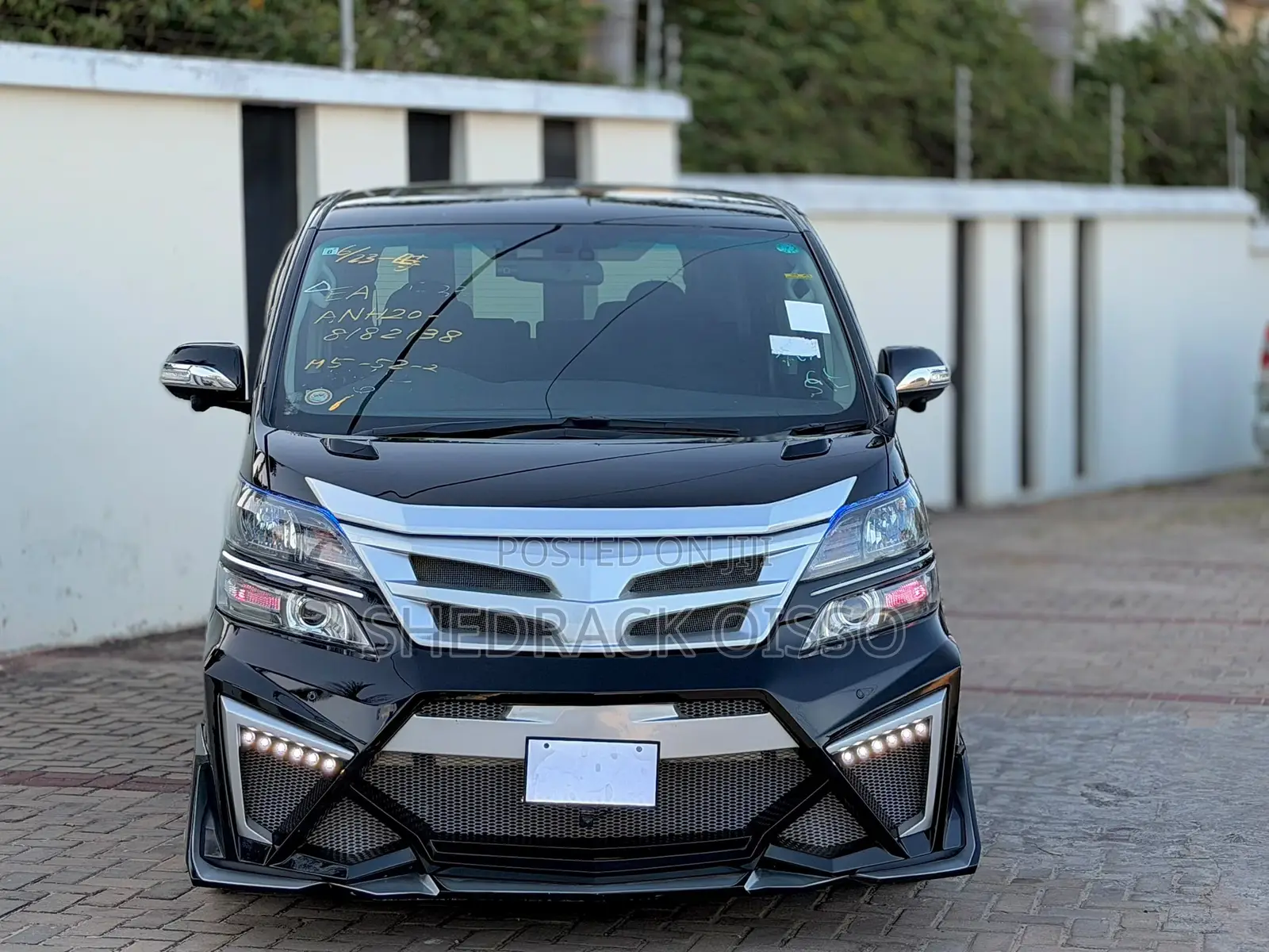 Toyota Vellfire 2011 Black