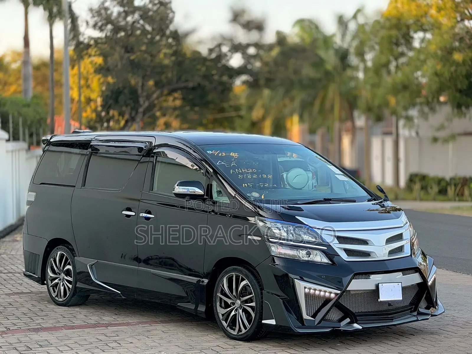 Toyota Vellfire 2011 Black