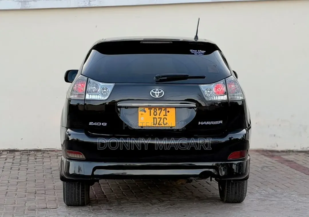 Toyota Harrier 2006 Black