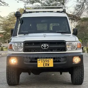 Toyota Land Cruiser 76 Series 2010 White