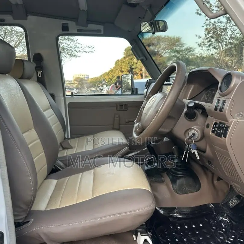 Toyota Land Cruiser 76 Series 2010 White