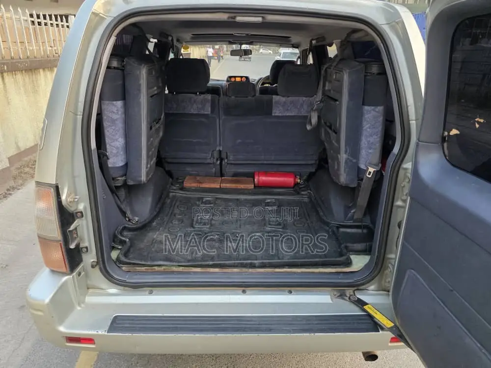Toyota Land Cruiser Prado 2.7 16V 5dr 2001 Silver