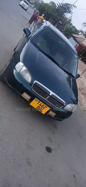 Toyota Starlet 2003 Beige