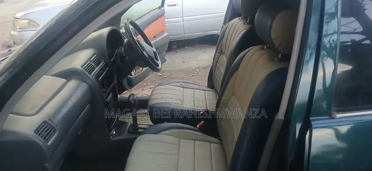 Toyota Starlet 2003 Beige