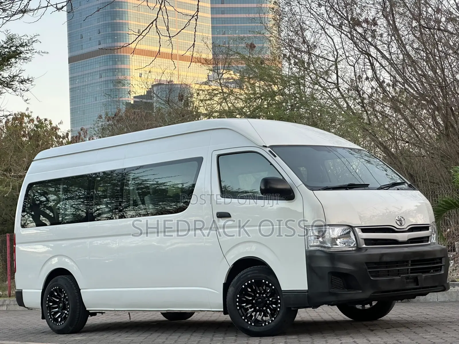 Toyota Quantum 2005 White