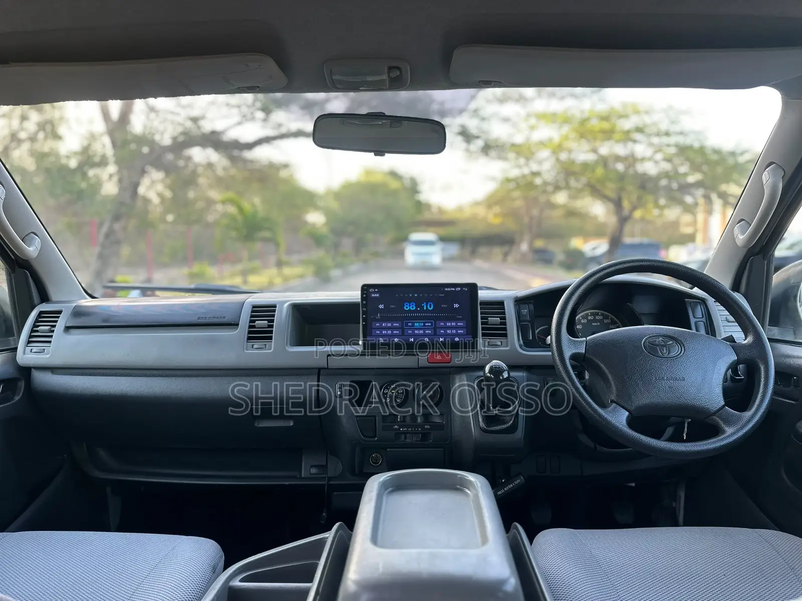 Toyota Quantum 2005 White
