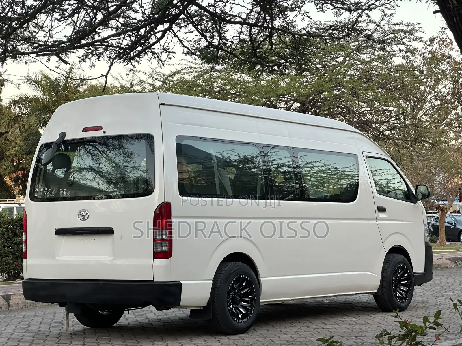 Toyota Quantum 2005 White