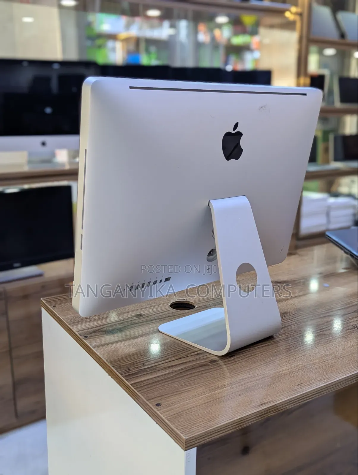 Desktop Computer Apple iMac 4GB Intel Core i5 HDD 500GB