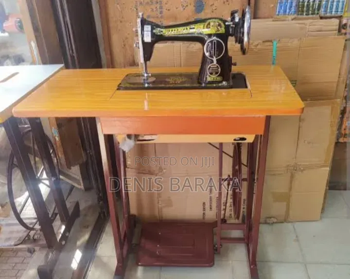 Cherehani Inauzwa TSH 275000