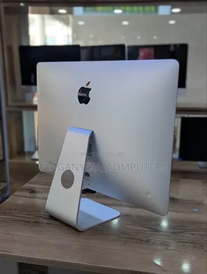 Desktop Computer Apple iMac 8GB Intel Core i5 SSD 256GB