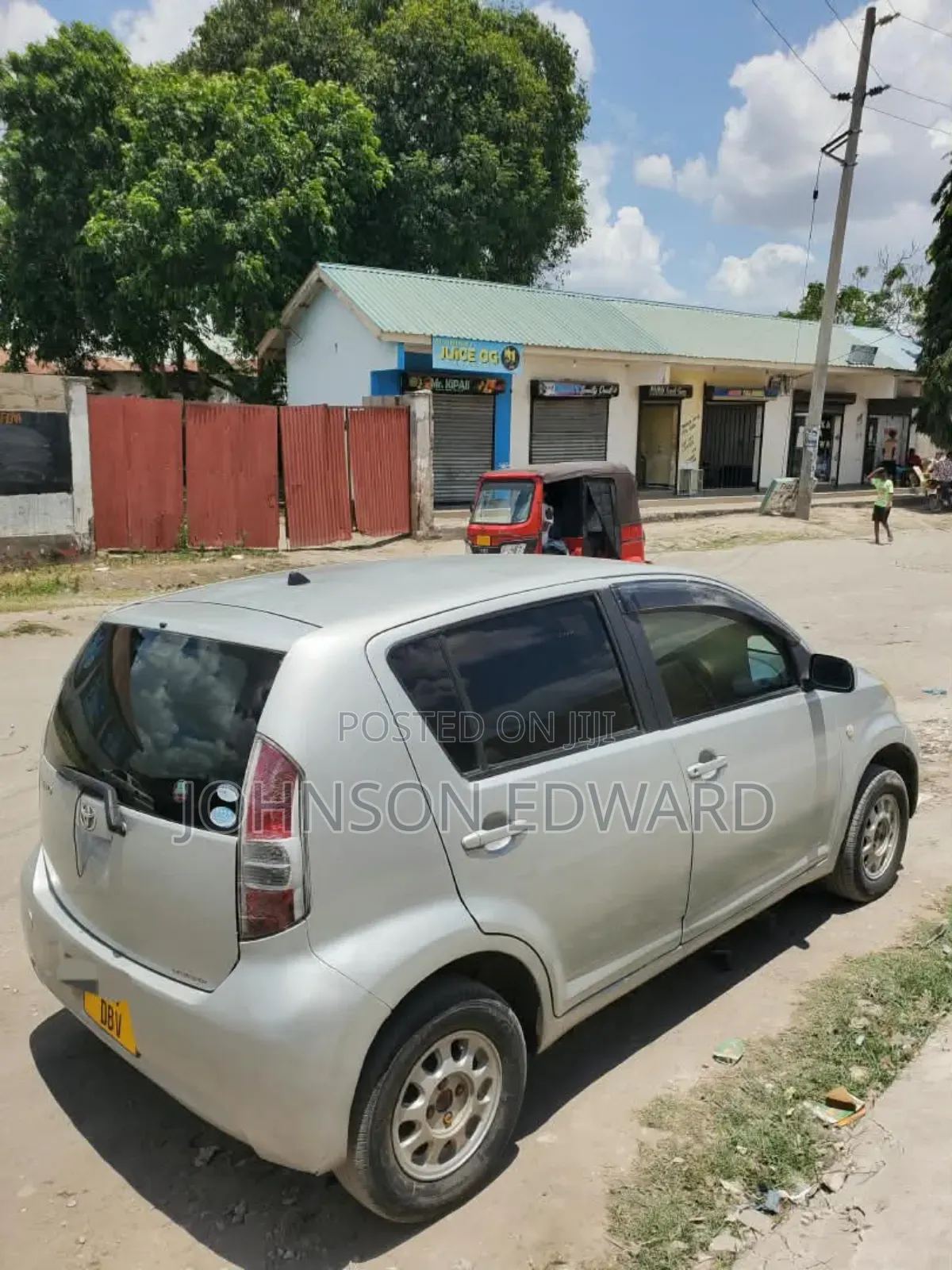 Toyota Passo 2005 Gold
