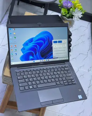 New Laptop Dell Latitude 7390 8GB Intel Core i5 SSD 256GB