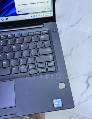 New Laptop Dell Latitude 7390 8GB Intel Core i5 SSD 256GB