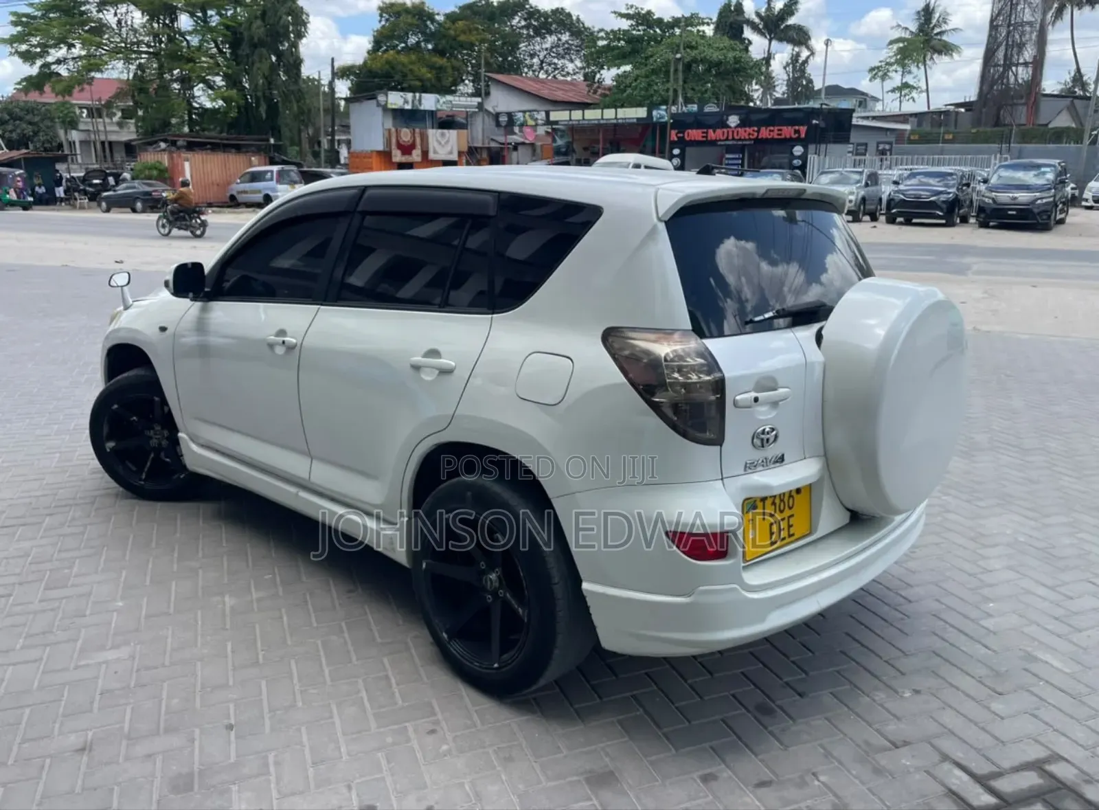Toyota RAV4 2008 White